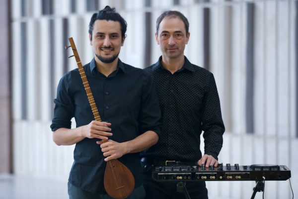 Image of the performers in Jamshid Jam.